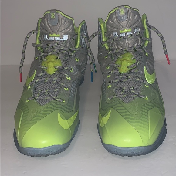 Lebron XI maison du lebron - Picture 2 of 8